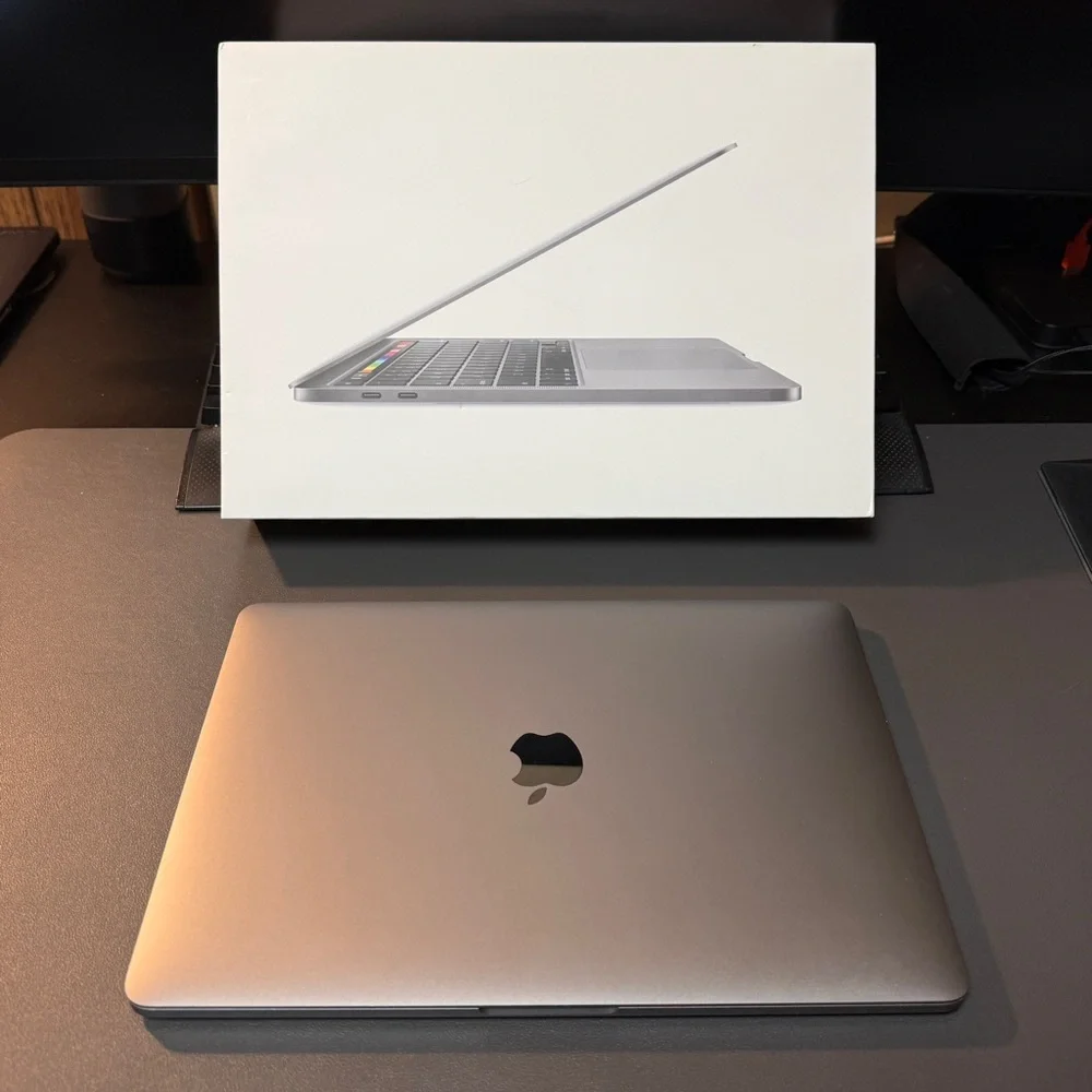Apple MacBook Pro 13” - Space Gray Finish